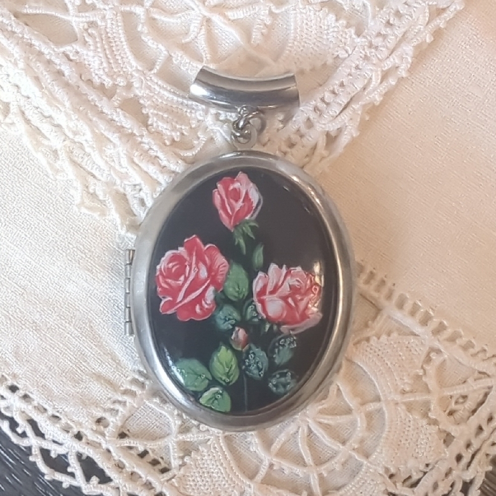 Vintage Floral Locket Pendant